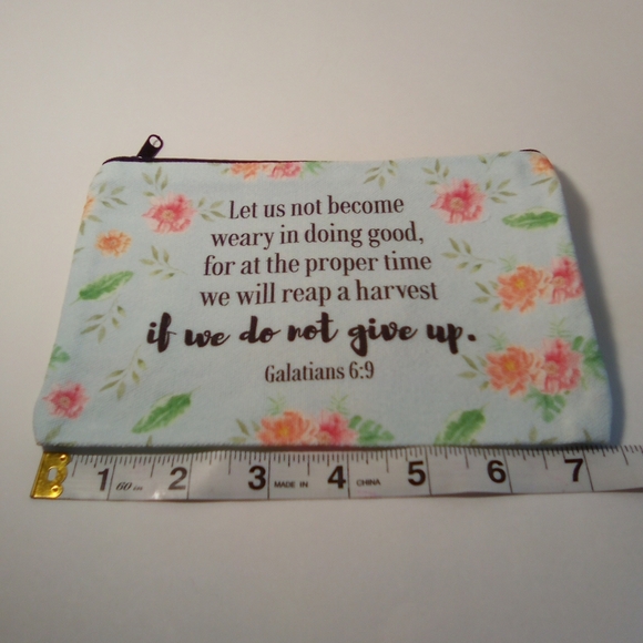 2 Inspirational Bible Verse Make-up Bags Lot #5 - Picture 5 of 6